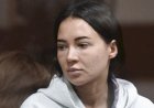 Продававшая «курсы невероятного успеха» сама осталась без трусов