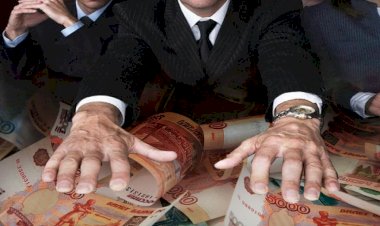 СМЕРШа на них нет… Вот СМЕРШ бы быстро порядок навел
