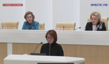 Эльвира Набиуллина увидела в скидках на маркетплейсах не поддержание покупательской способности граждан, а "скрытую форму конкурентной борьбы"